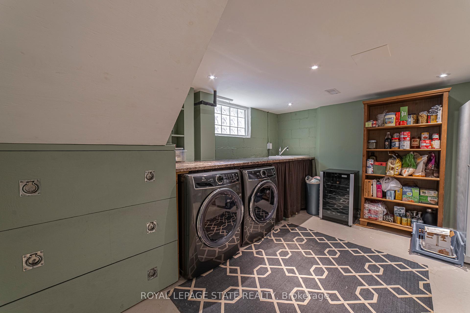 Photo 35 of 38 Kenmore Road, Hamilton, Westdale — HOMEH
