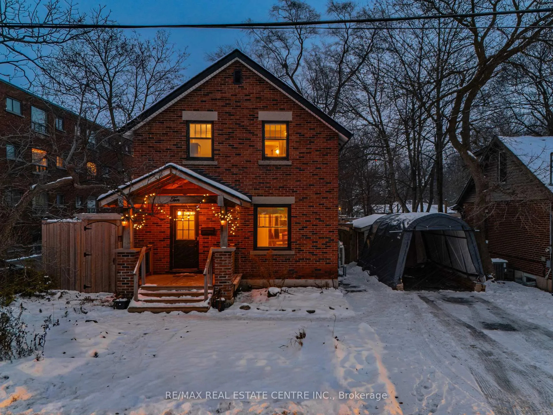 Photo 2 of 10 Speedvale Avenue W, Guelph, Exhibition Park — HOMEH