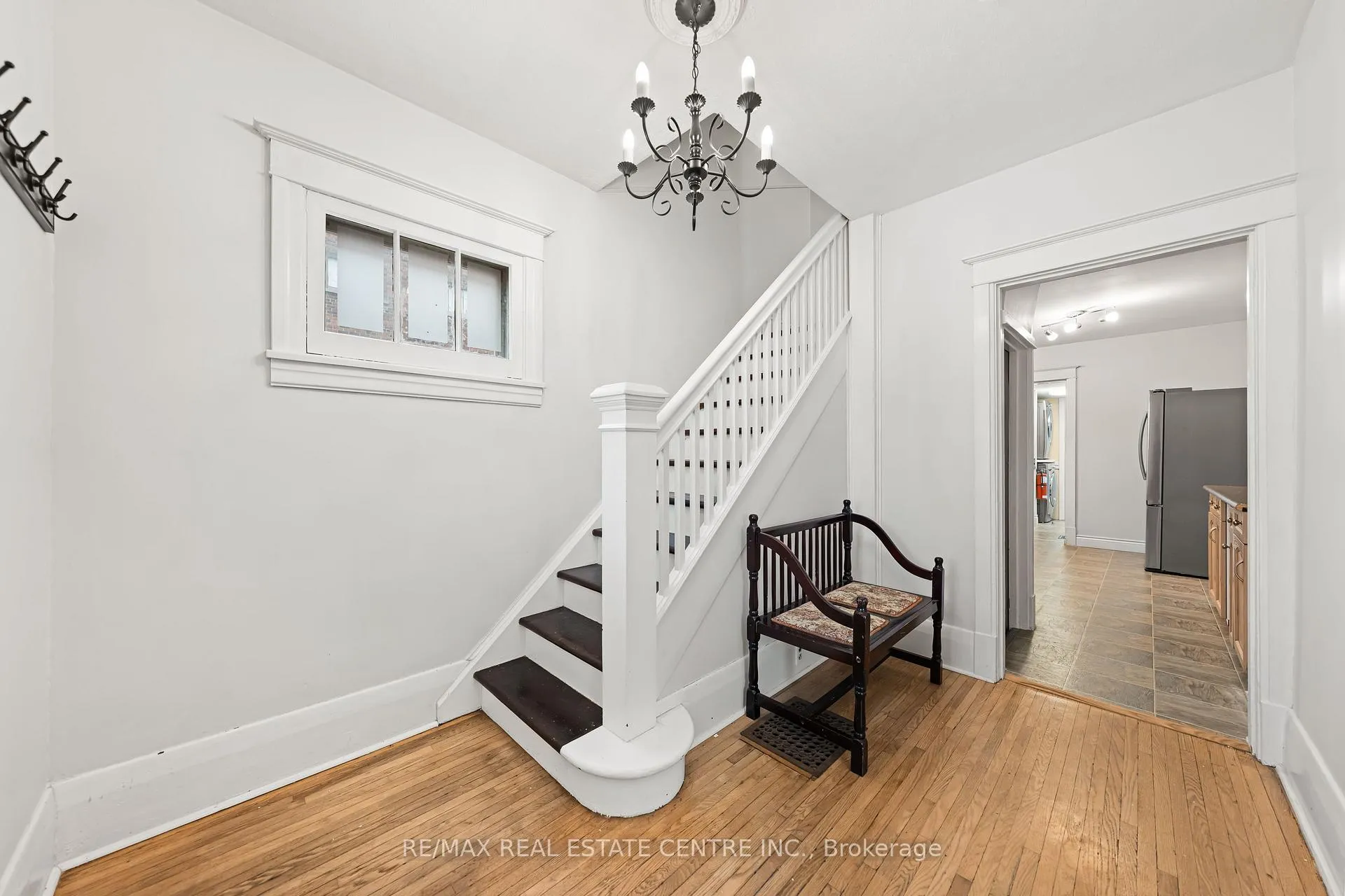 Photo 9 of 10 Speedvale Avenue W, Guelph, Exhibition Park — HOMEH