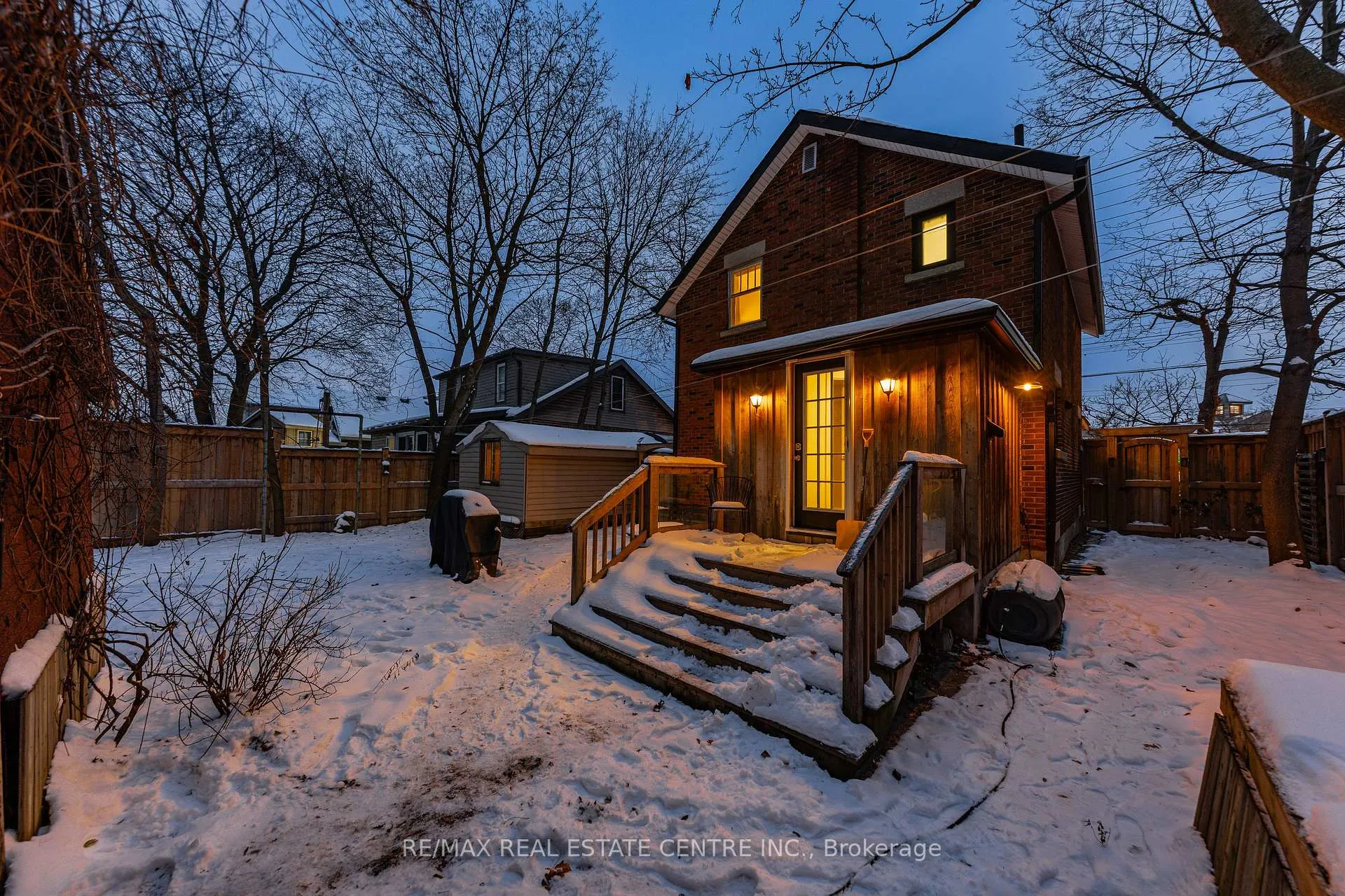 Photo 39 of 10 Speedvale Avenue W, Guelph, Exhibition Park — HOMEH