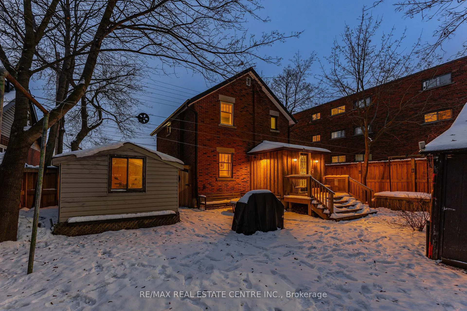 Photo 44 of 10 Speedvale Avenue W, Guelph, Exhibition Park — HOMEH
