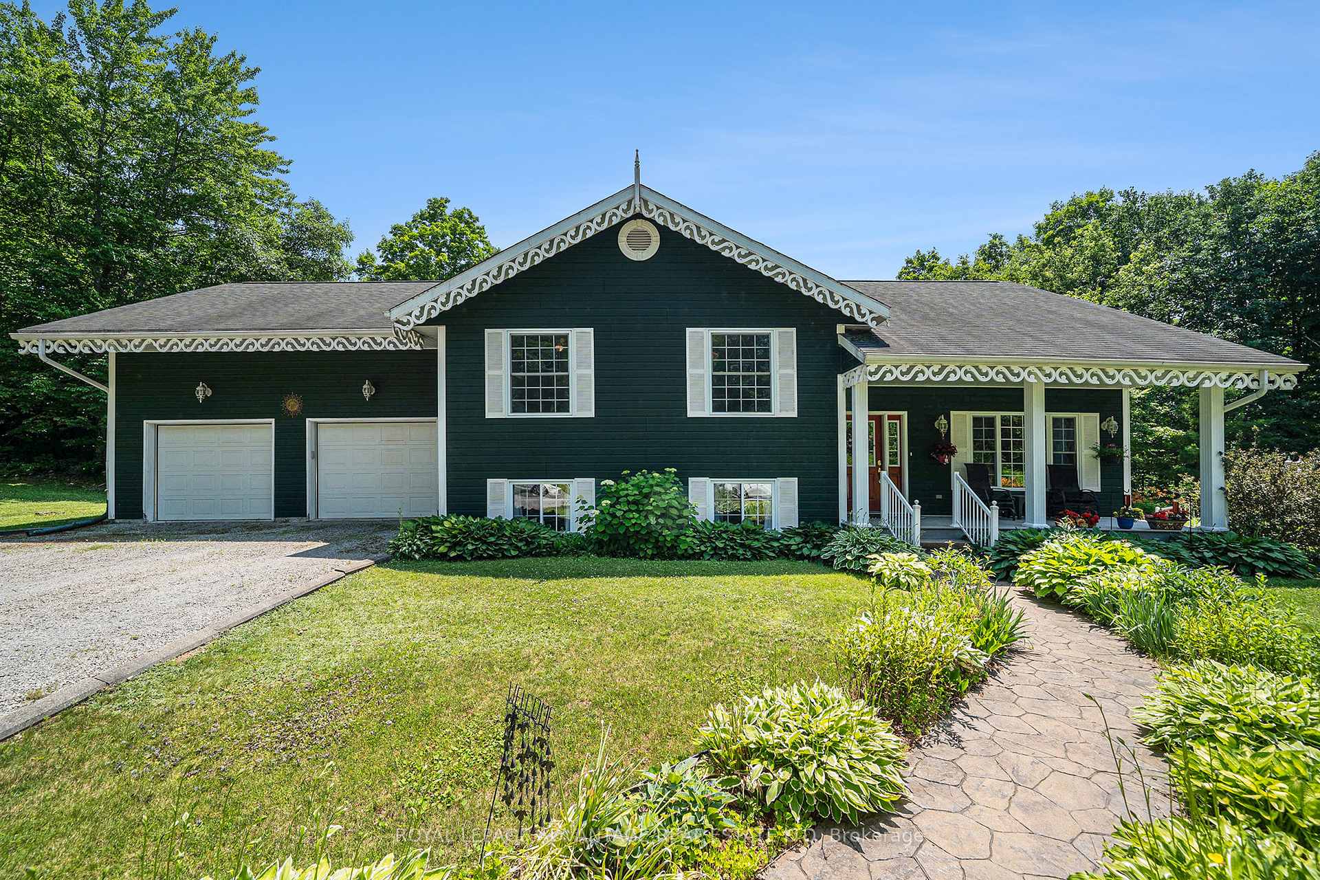 Photo 1 of 1037 Blue Heron Ridge, Frontenac, Frontenac Centre — HOMEH