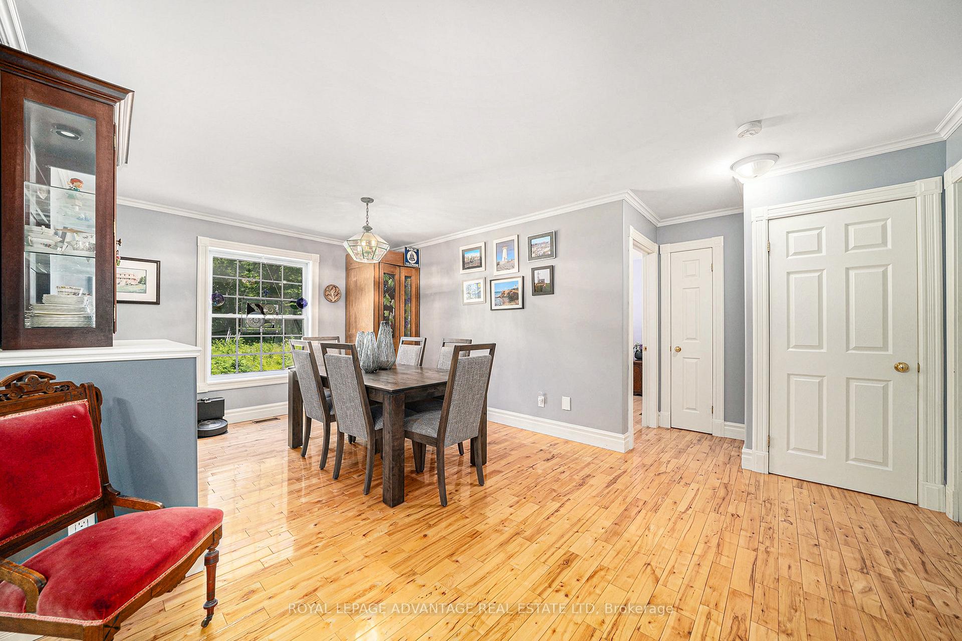 Photo 8 of 1037 Blue Heron Ridge, Frontenac, Frontenac Centre — HOMEH