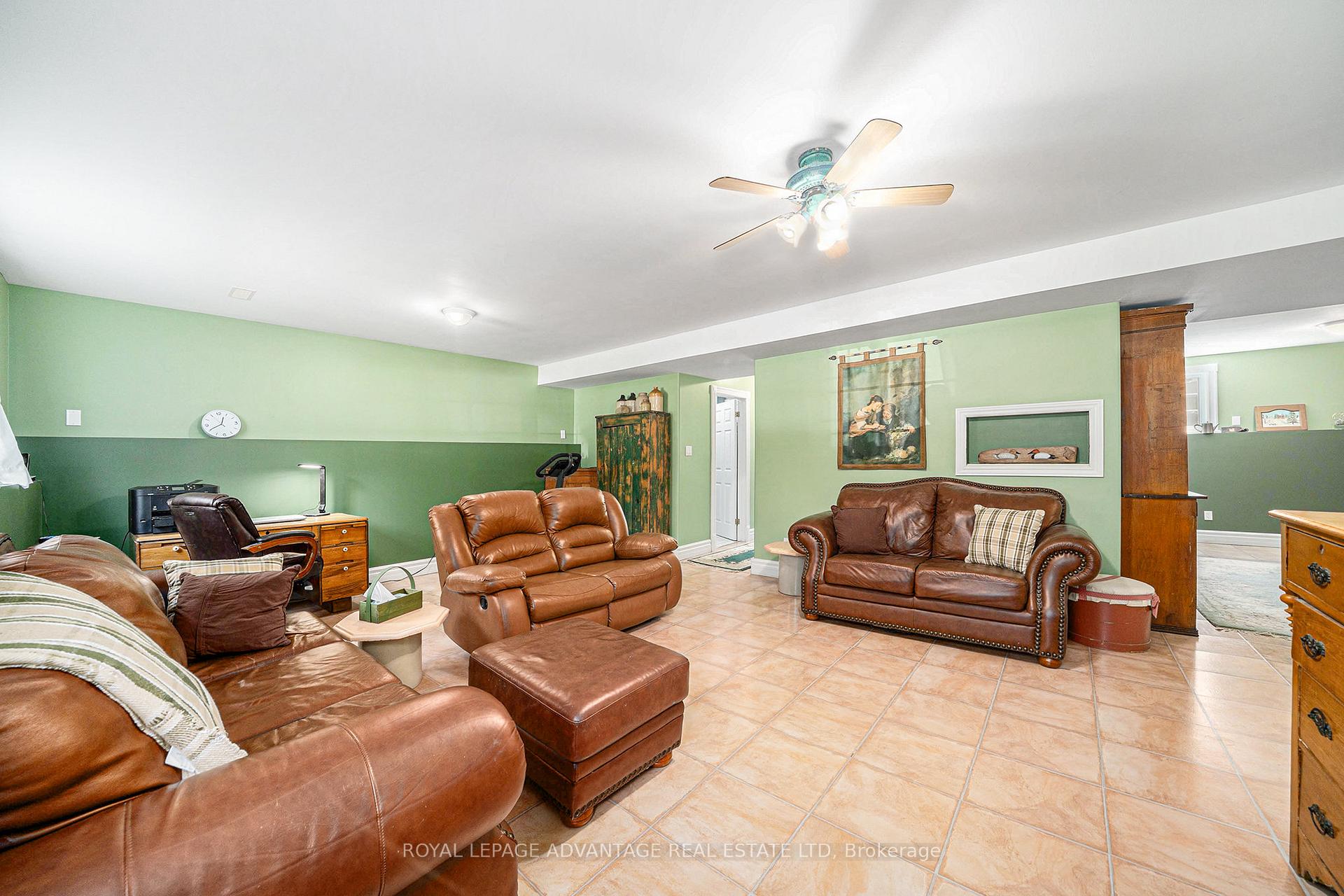 Photo 21 of 1037 Blue Heron Ridge, Frontenac, Frontenac Centre — HOMEH