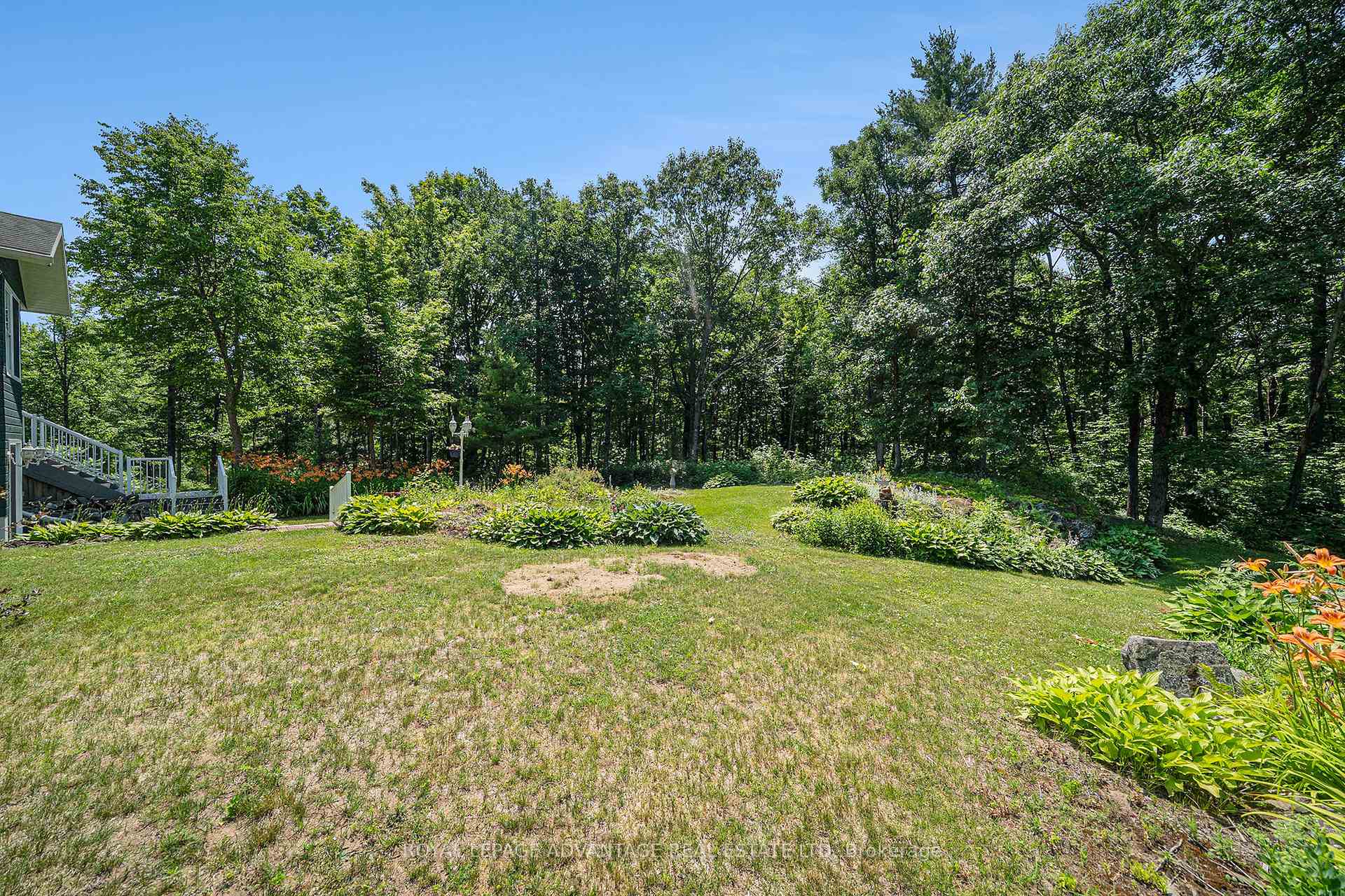 Photo 33 of 1037 Blue Heron Ridge, Frontenac, Frontenac Centre — HOMEH