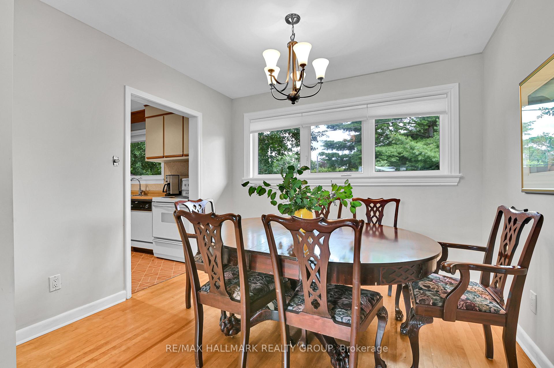 Photo 8 of 1256 Field Street, Ottawa, Bel Air Park — HOMEH