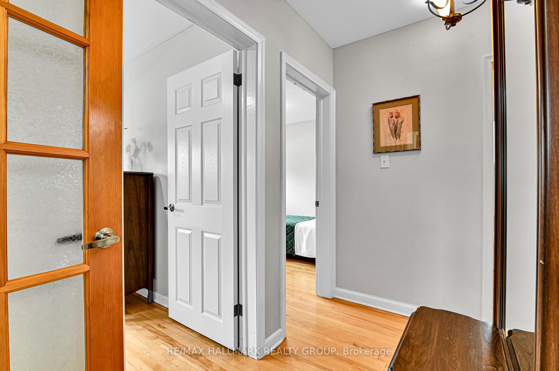 Photo 7 of 1256 Field Street, Ottawa, Bel Air Park — HOMEH
