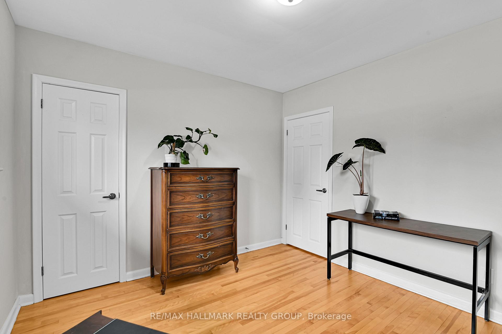 Photo 9 of 1256 Field Street, Ottawa, Bel Air Park — HOMEH