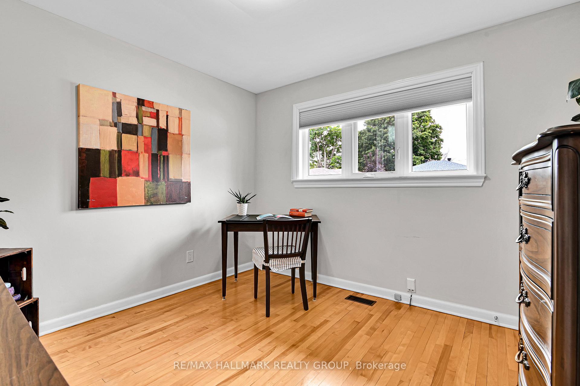 Photo 11 of 1256 Field Street, Ottawa, Bel Air Park — HOMEH