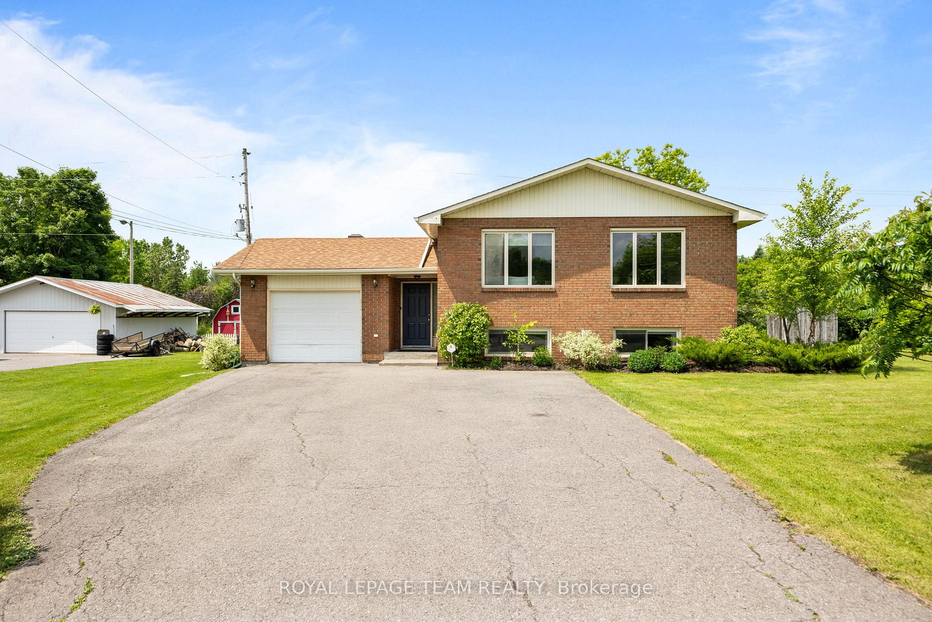 Photo 1 of 2150 8th Line Road, Ottawa, Osgoode Twp North of Reg Rd 6 — HOMEH