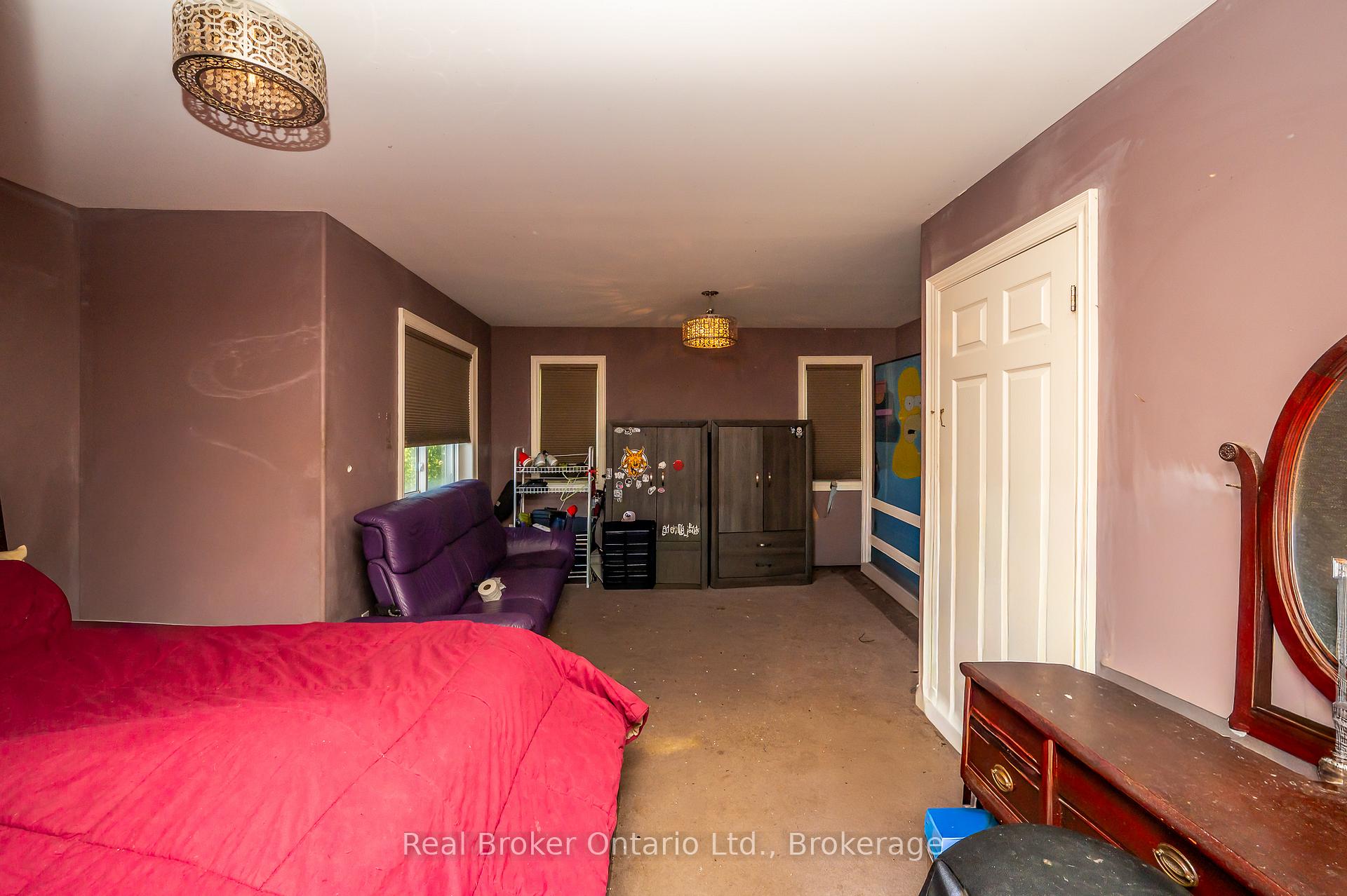 Photo 11 of 103 Arthur Street, St. Catharines, Lakeshore — HOMEH