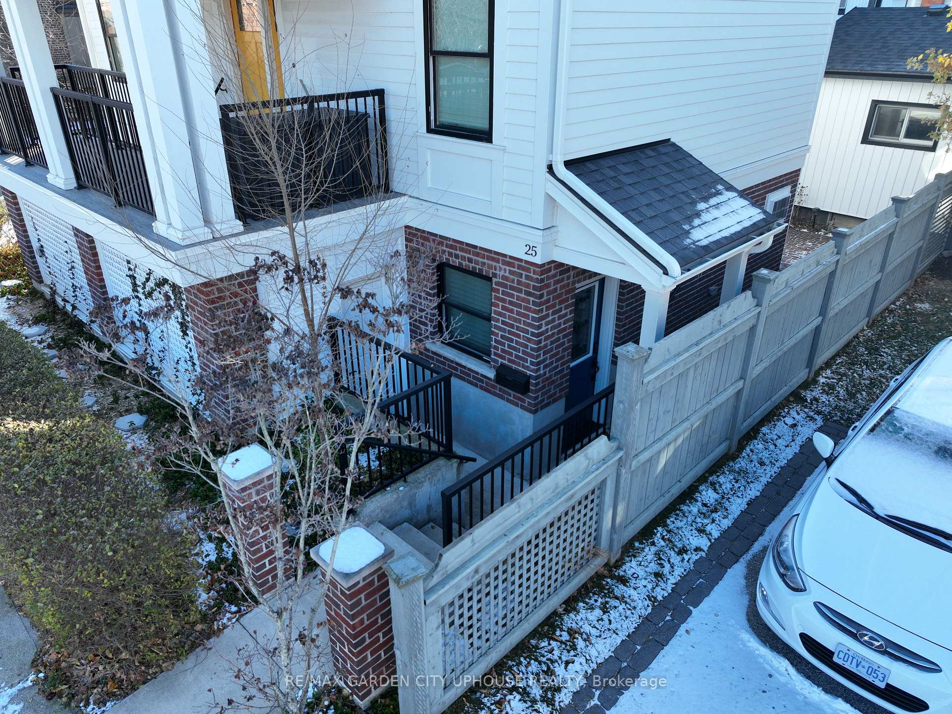 Photo 8 of 25 Cherry Street, St. Catharines, Downtown — HOMEH