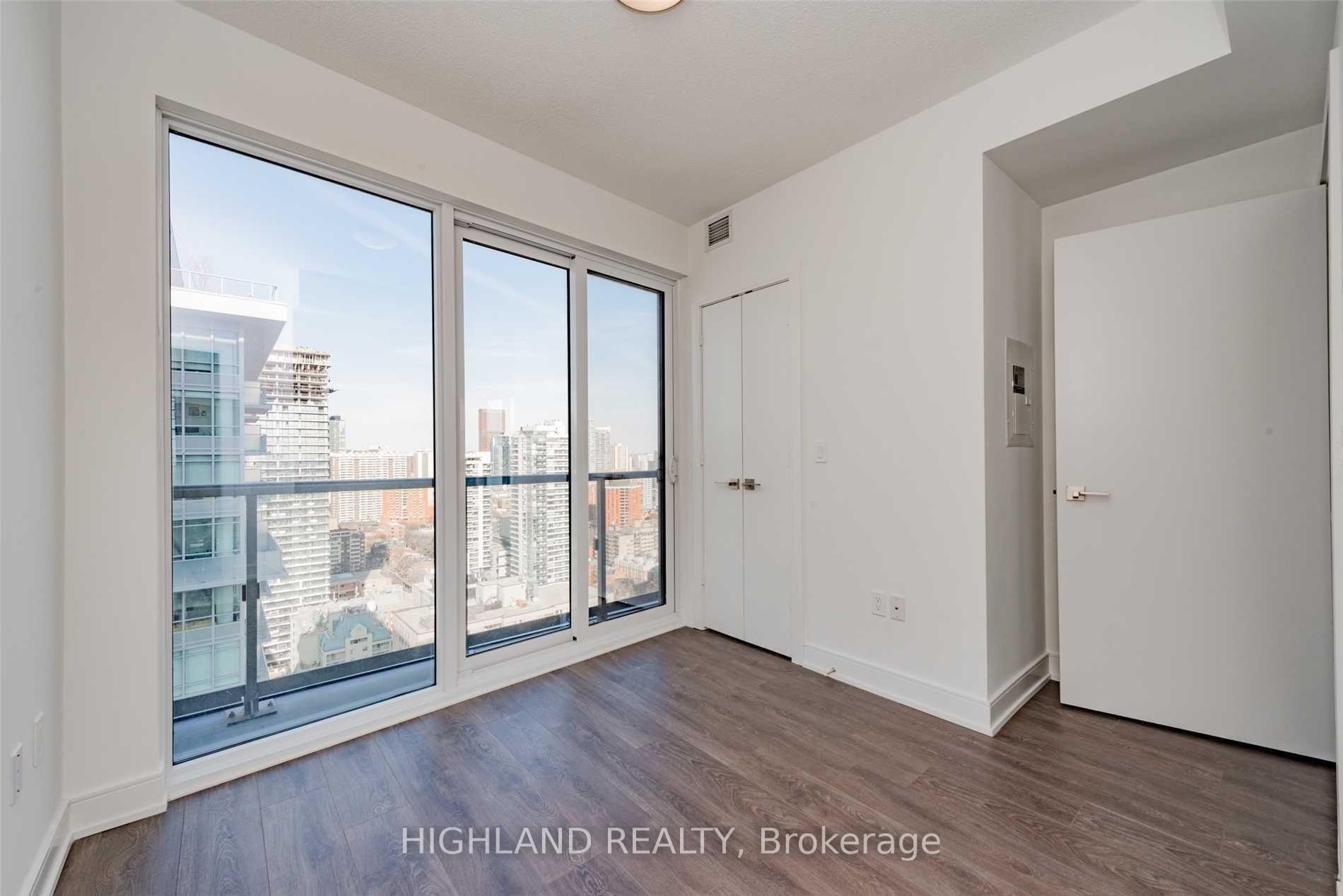 Photo 10 of Unit 2905, 89 Mcgill Street, Toronto, Church-Yonge Corridor — HOMEH