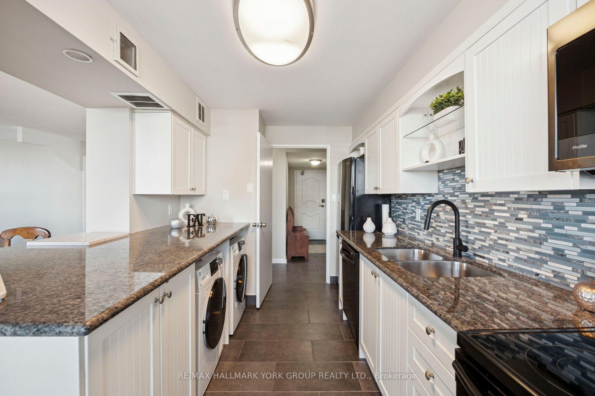 Photo 25 of Unit 810, 50 Inverlochy Boulevard, Markham, Royal Orchard — HOMEH