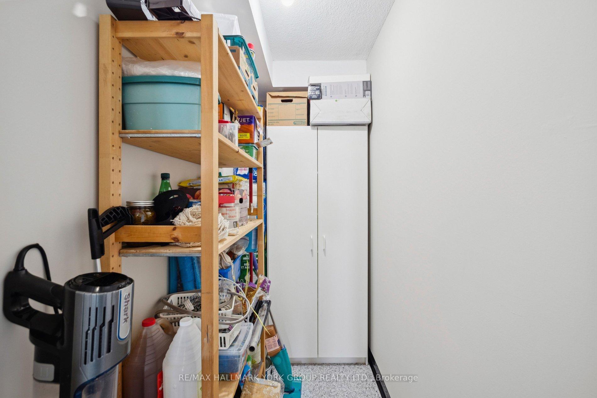 Photo 42 of Unit 810, 50 Inverlochy Boulevard, Markham, Royal Orchard — HOMEH