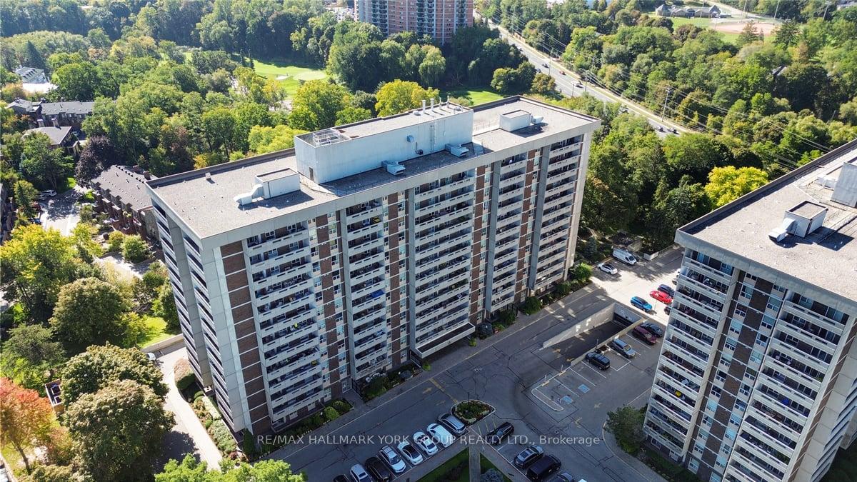Photo 22 of Unit 810, 50 Inverlochy Boulevard, Markham, Royal Orchard — HOMEH
