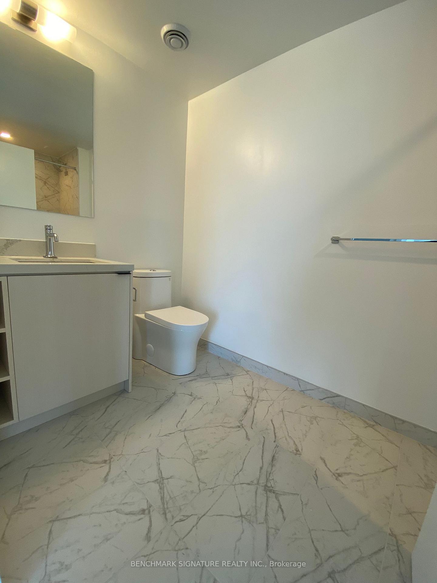 Photo 4 of Unit 2806, 252 Church Street, Toronto, Church-Yonge Corridor — HOMEH