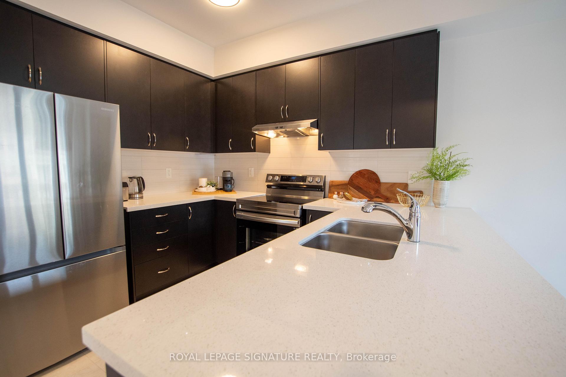 Photo 3 of Unit 114, 305 Garner Road W, Hamilton, Ancaster — HOMEH