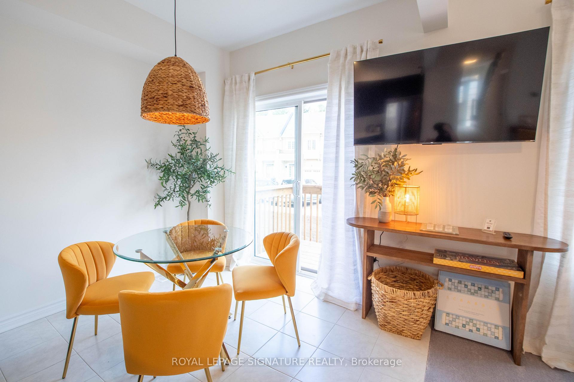 Photo 10 of Unit 114, 305 Garner Road W, Hamilton, Ancaster — HOMEH