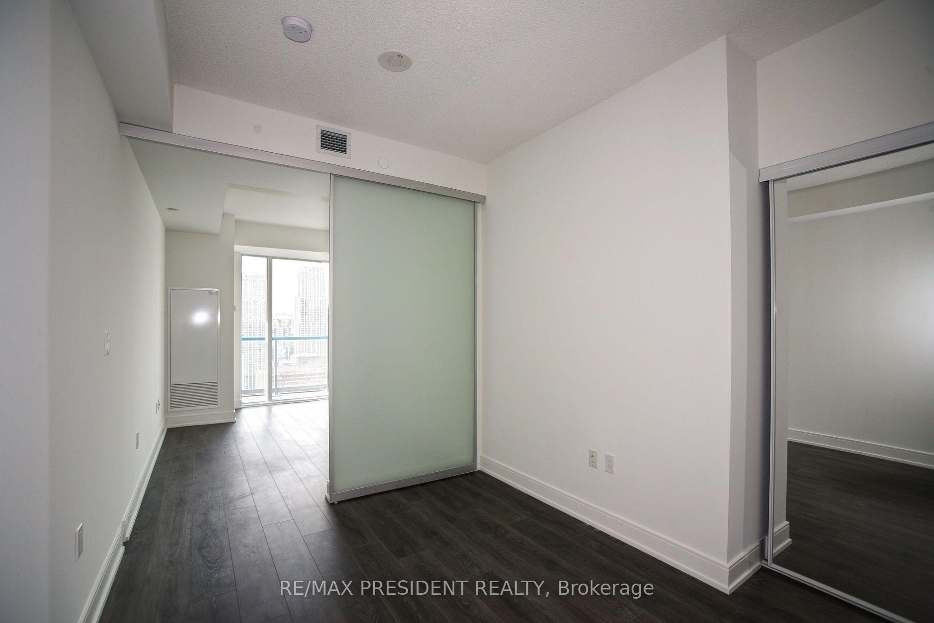 Photo 2 of Unit 2401, 89 Mcgill Street, Toronto, Church-Yonge Corridor — HOMEH