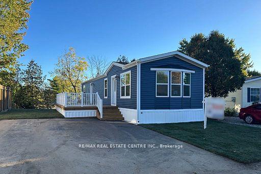 Photo 8 of 24 MacPherson Crescent, Hamilton, Rural Flamborough — HOMEH
