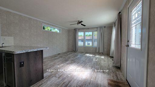 Photo 4 of 24 MacPherson Crescent, Hamilton, Rural Flamborough — HOMEH