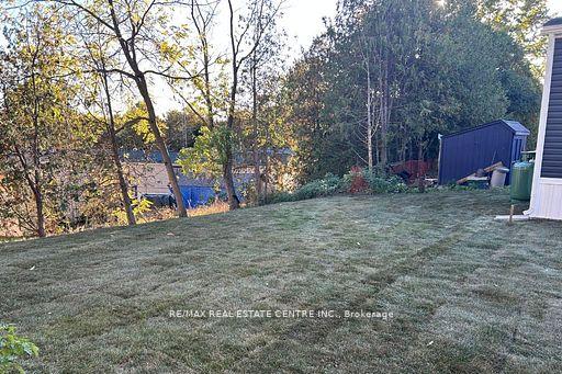 Photo 18 of 24 MacPherson Crescent, Hamilton, Rural Flamborough — HOMEH