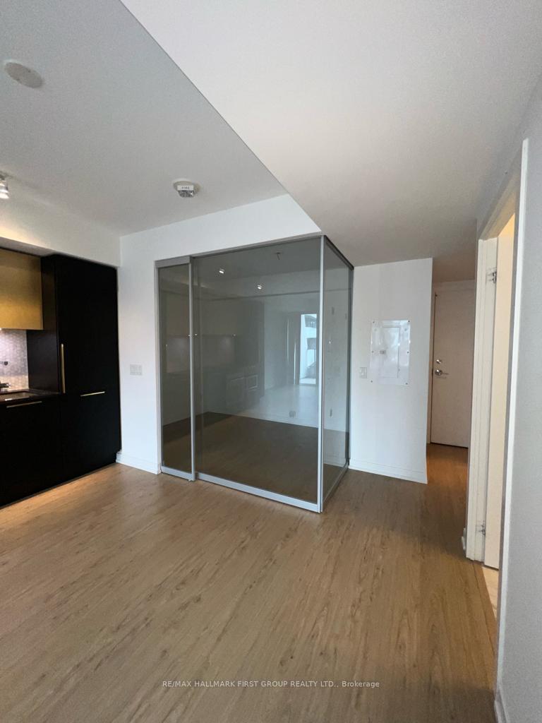 Photo 2 of Unit 3917, 85 Wood Street, Toronto, Church-Yonge Corridor — HOMEH