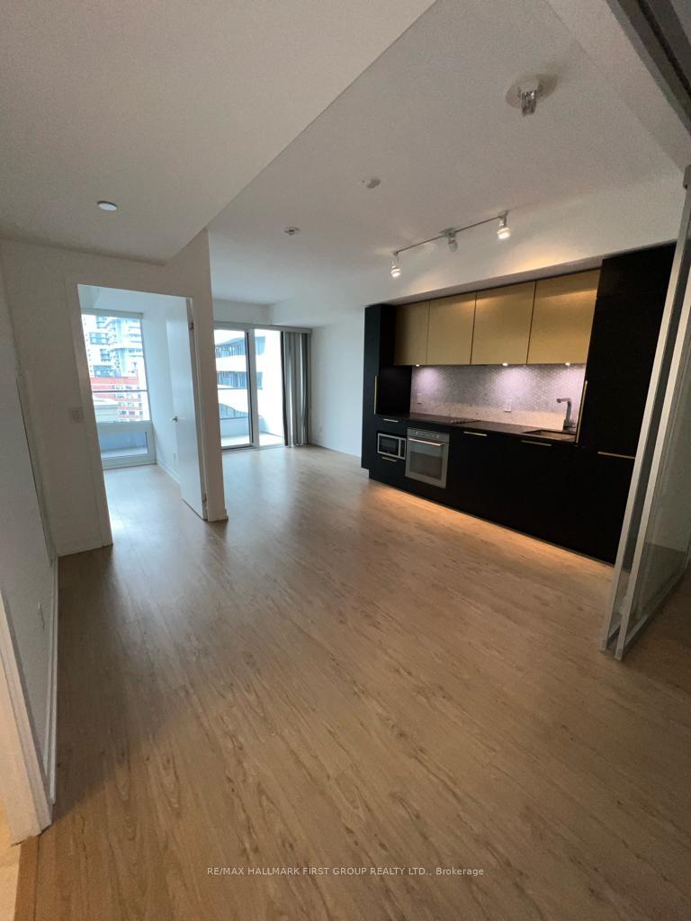 Photo 9 of Unit 3917, 85 Wood Street, Toronto, Church-Yonge Corridor — HOMEH