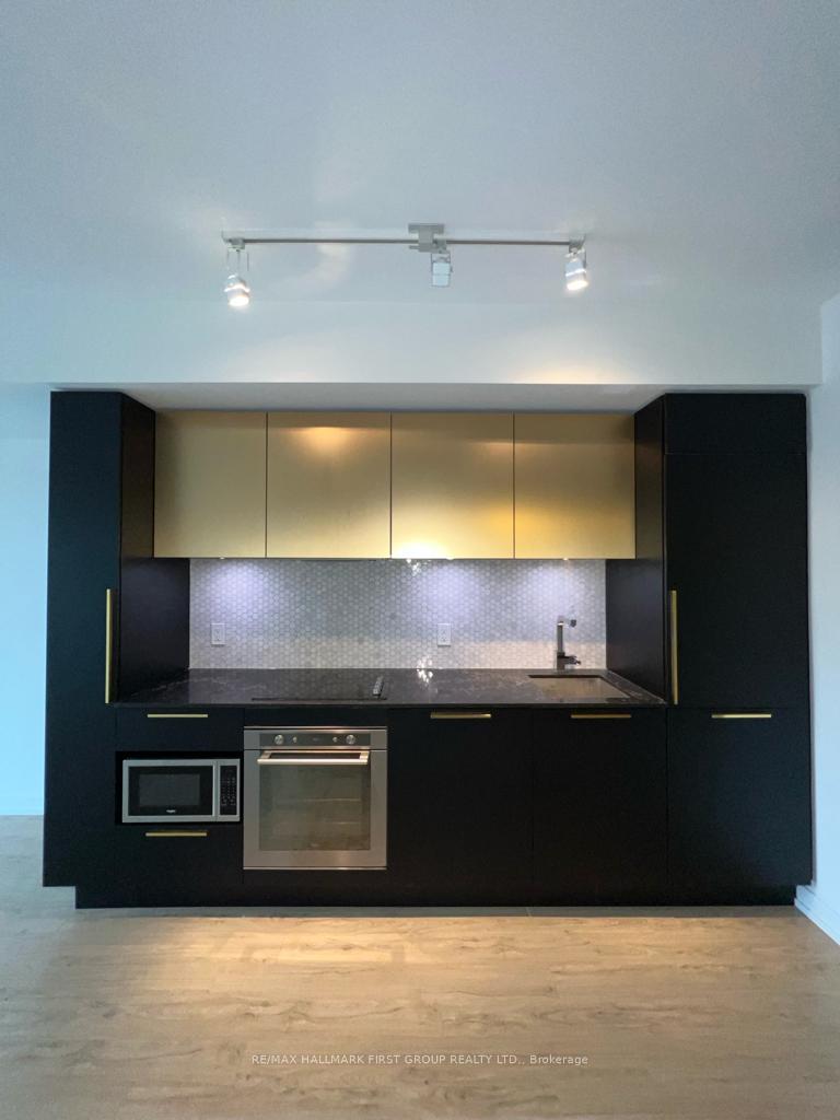Photo 19 of Unit 3917, 85 Wood Street, Toronto, Church-Yonge Corridor — HOMEH