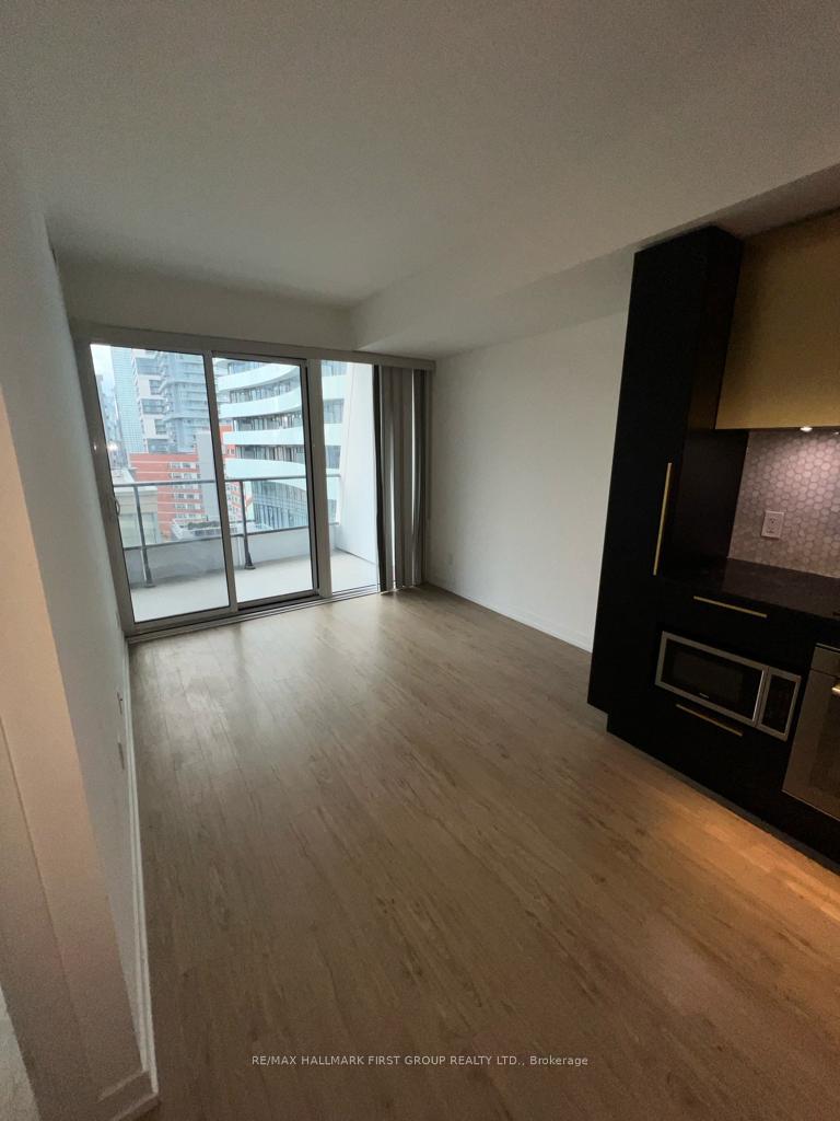 Photo 13 of Unit 3917, 85 Wood Street, Toronto, Church-Yonge Corridor — HOMEH