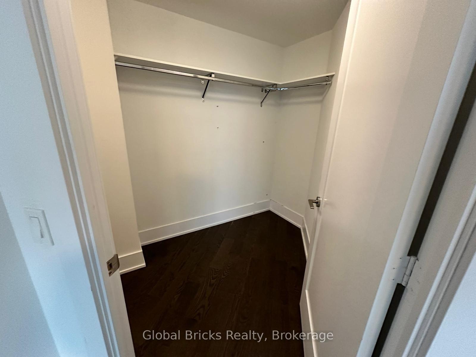 Photo 18 of Unit PH19, 1 Edgewater Drive, Toronto, Waterfront Communities — HOMEH