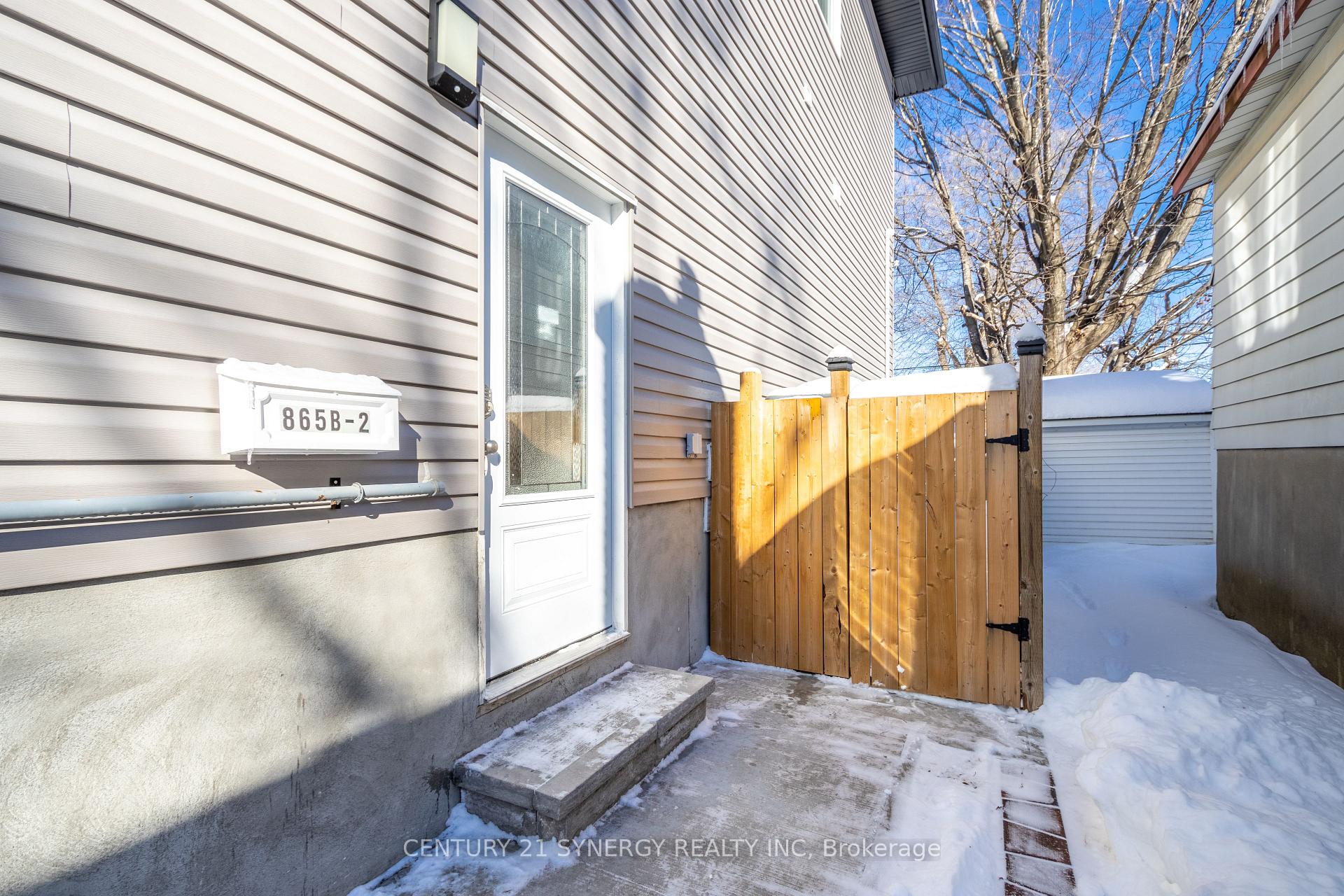 Photo 1 of Unit B, 865 Tavistock Road, Ottawa, Queensway Terrace North — HOMEH