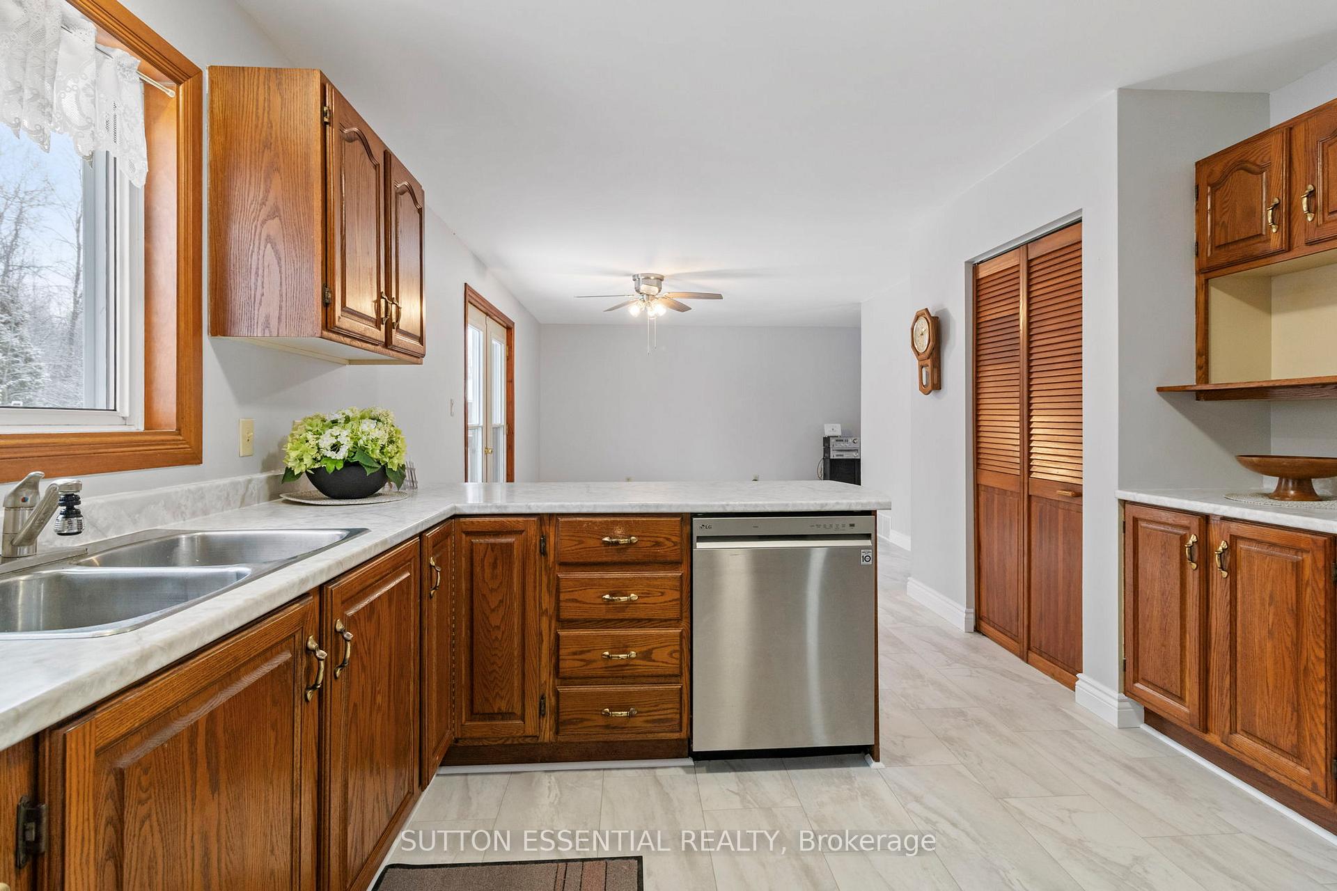 Photo 18 of 2216 2nd Concession Road, Augusta, Augusta Twp — HOMEH