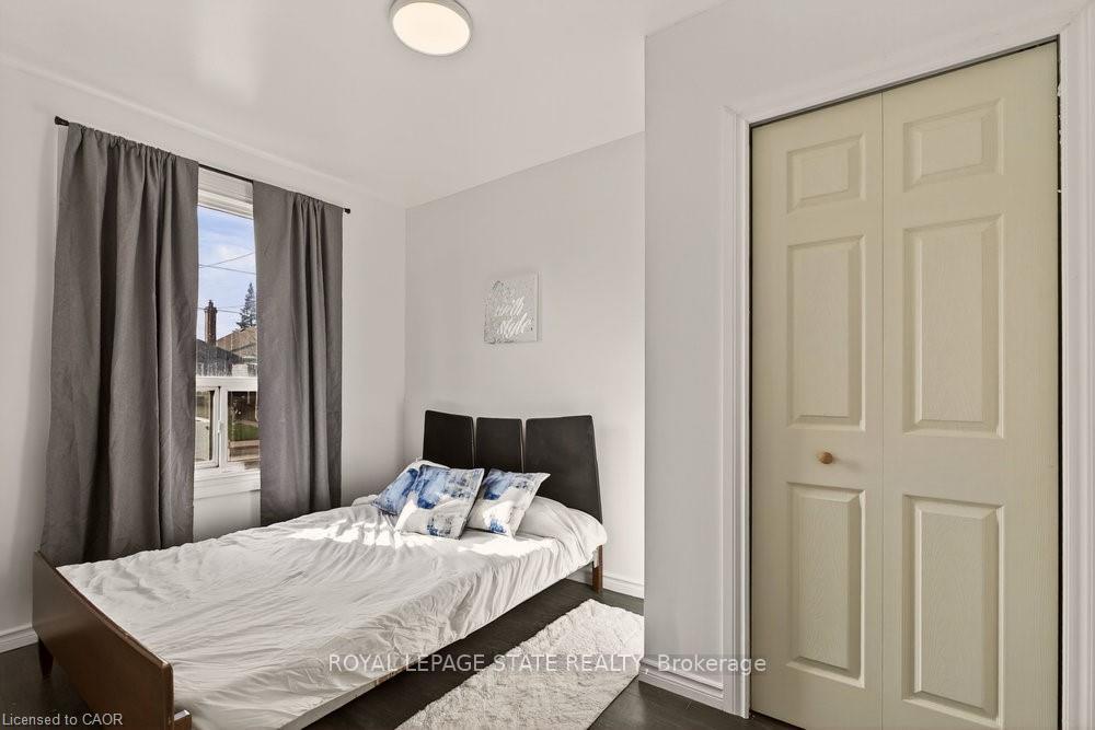 Photo 16 of 163 Hope Avenue, Hamilton, Homeside — HOMEH