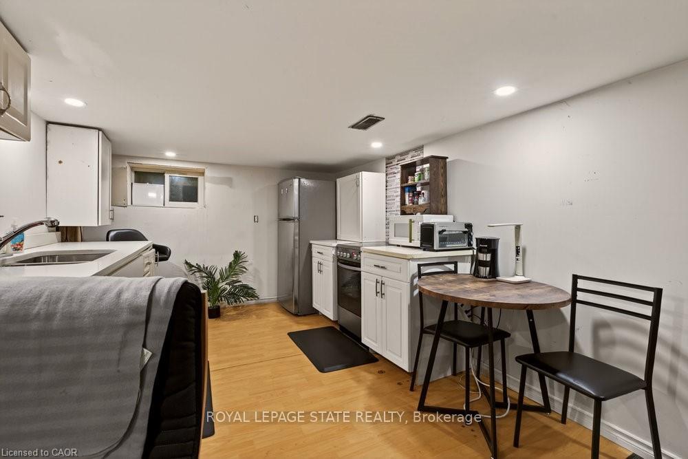 Photo 25 of 163 Hope Avenue, Hamilton, Homeside — HOMEH