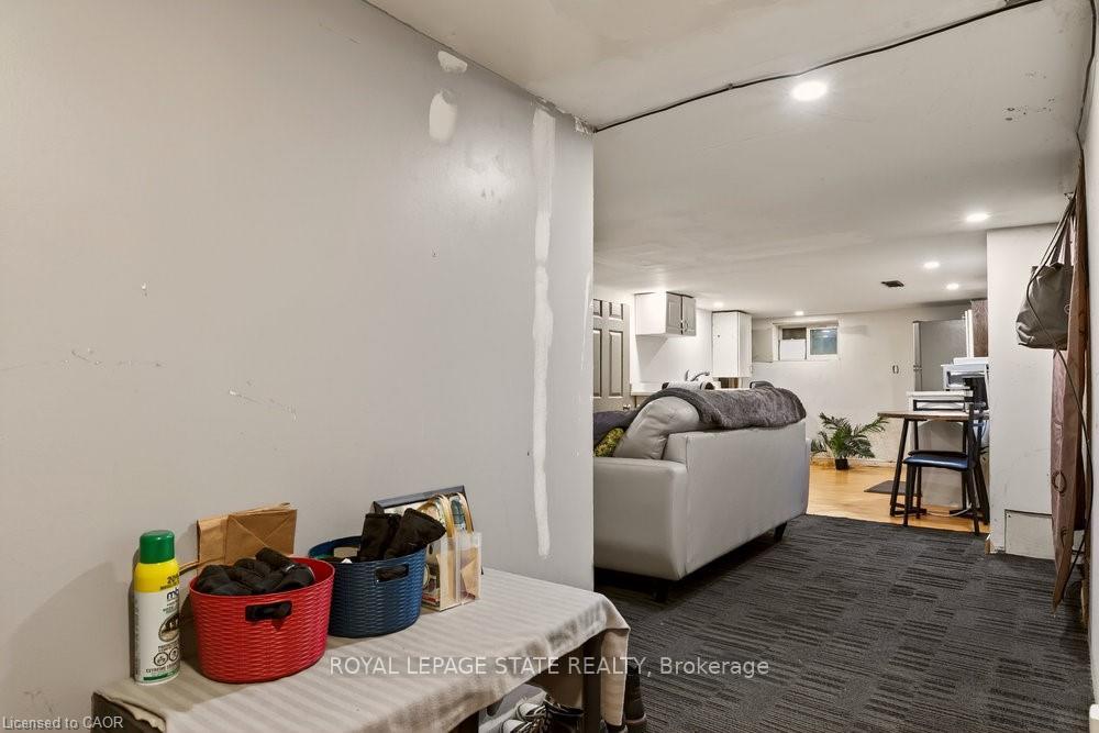 Photo 37 of 163 Hope Avenue, Hamilton, Homeside — HOMEH
