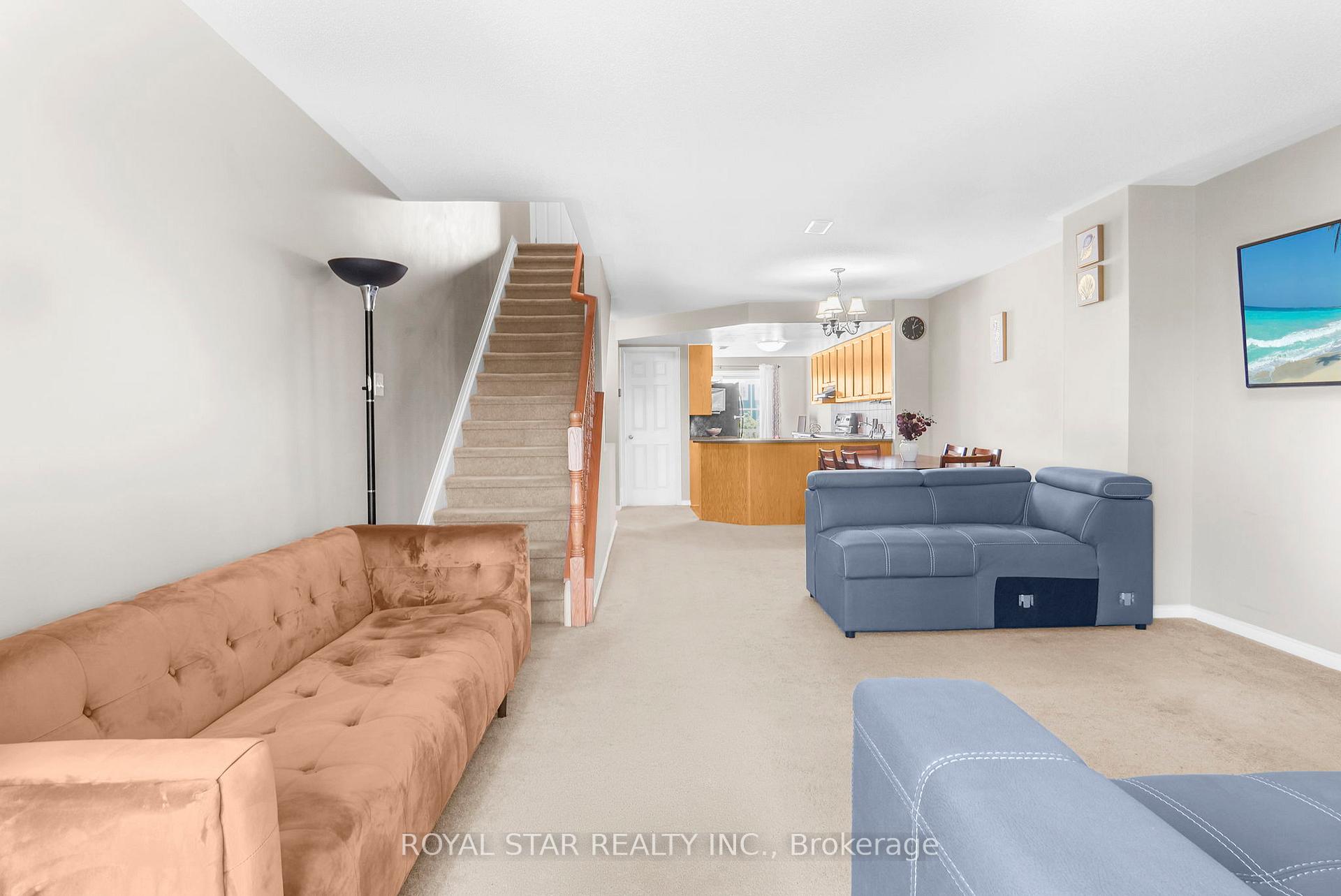 Photo 11 of 258 Meadowbreeze Drive, Ottawa, Kanata - Emerald Meadows/Trailwest — HOMEH