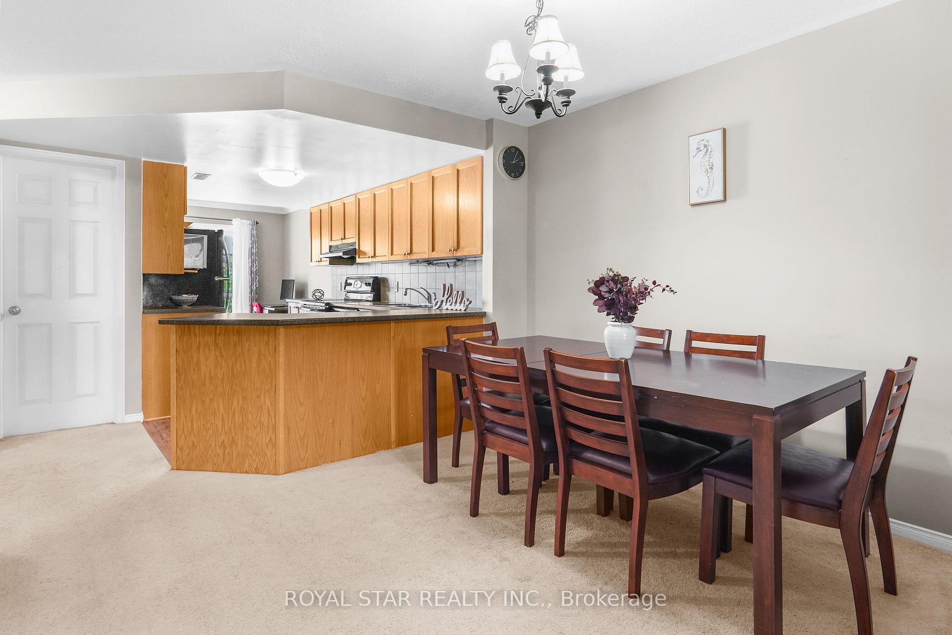 Photo 4 of 258 Meadowbreeze Drive, Ottawa, Kanata - Emerald Meadows/Trailwest — HOMEH