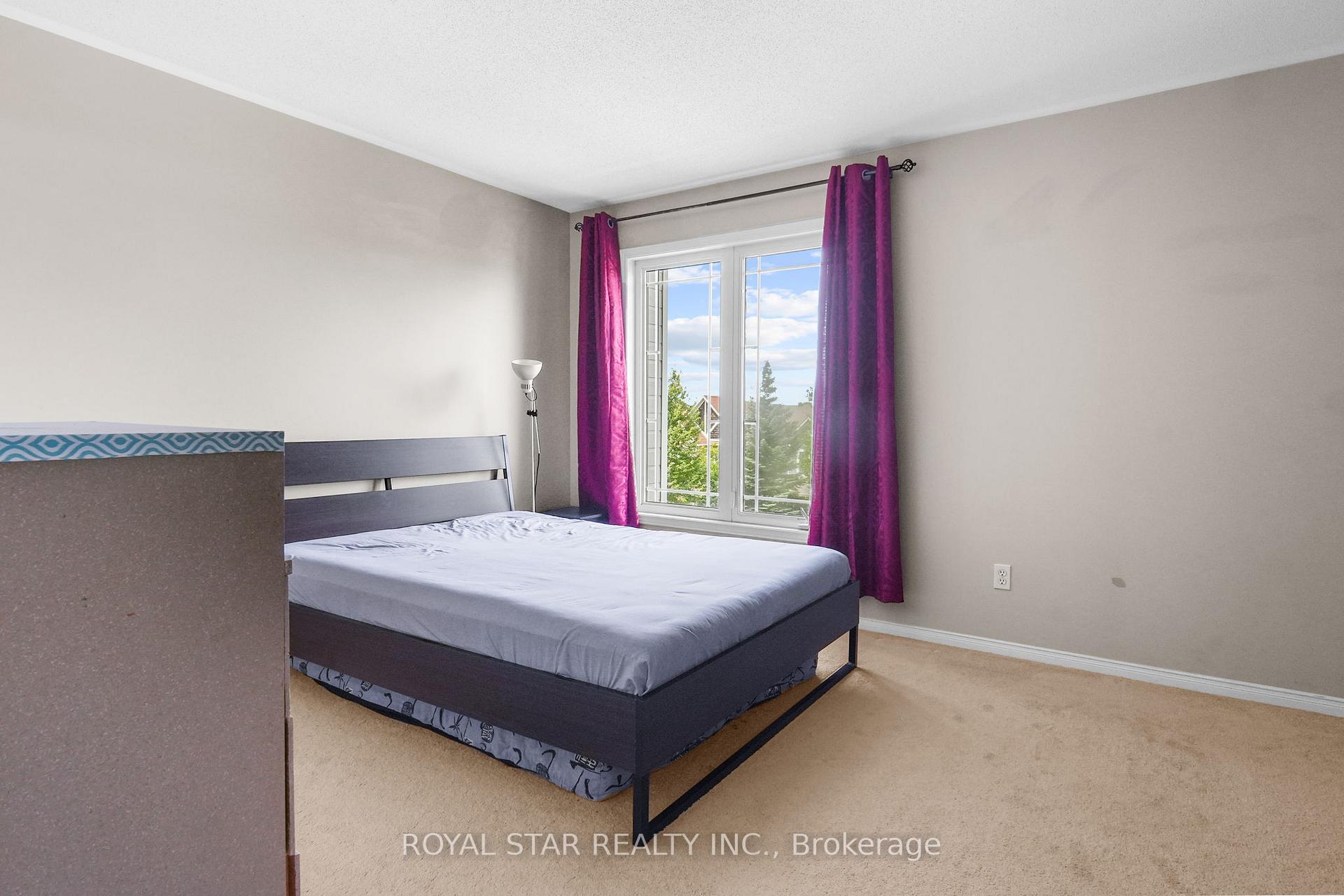 Photo 22 of 258 Meadowbreeze Drive, Ottawa, Kanata - Emerald Meadows/Trailwest — HOMEH