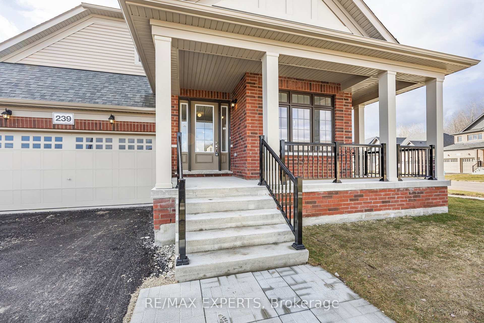 Photo 2 of 239 Wilcox Road, Clearview, Stayner — HOMEH