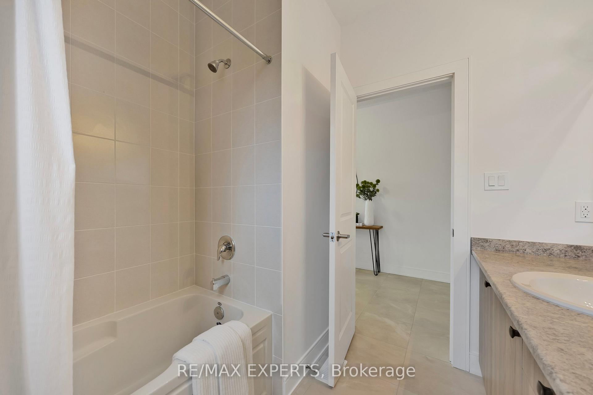 Photo 26 of 239 Wilcox Road, Clearview, Stayner — HOMEH
