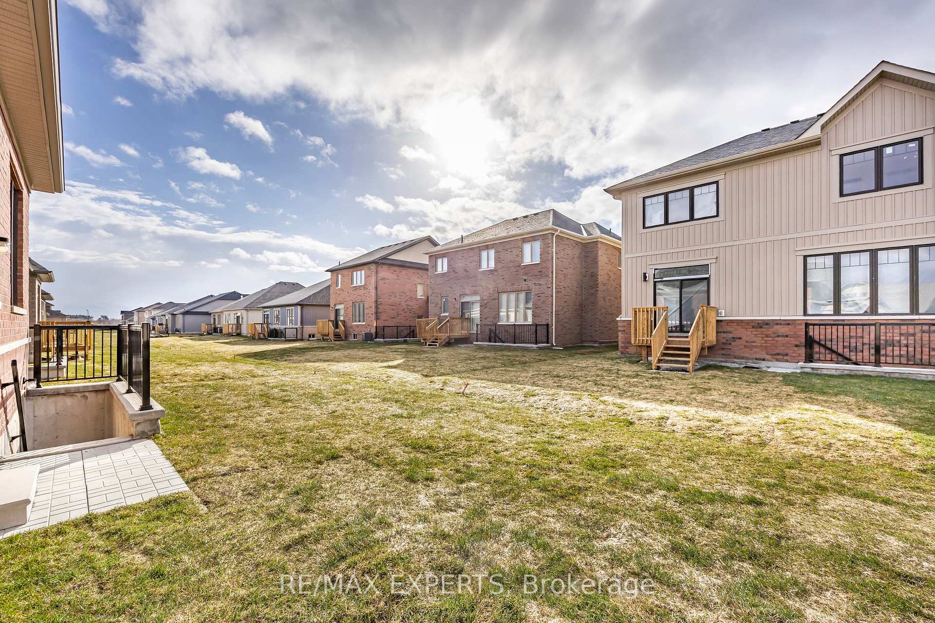 Photo 49 of 239 Wilcox Road, Clearview, Stayner — HOMEH
