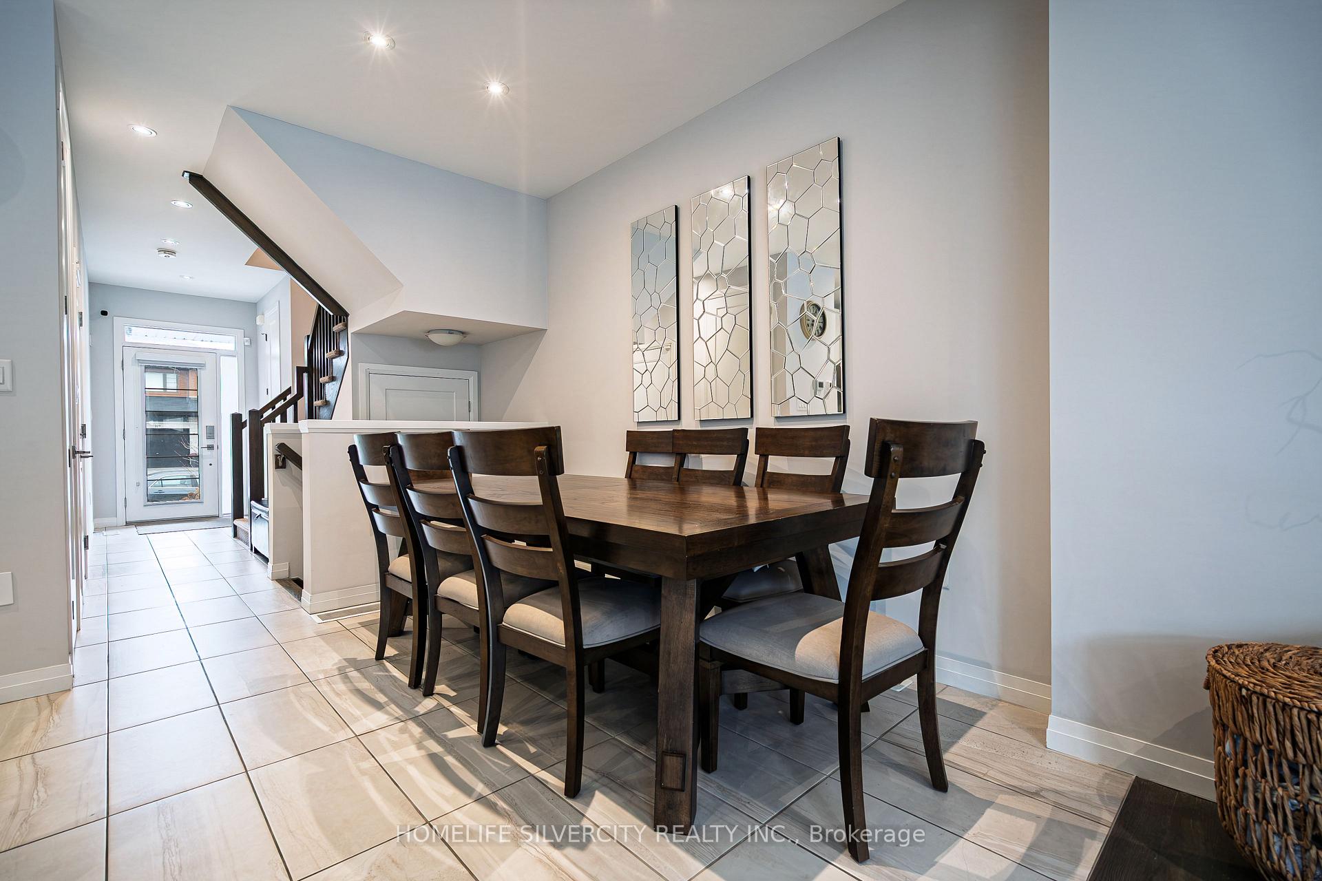 Photo 12 of 106 Columbus Gate, Hamilton, Stoney Creek Mountain — HOMEH