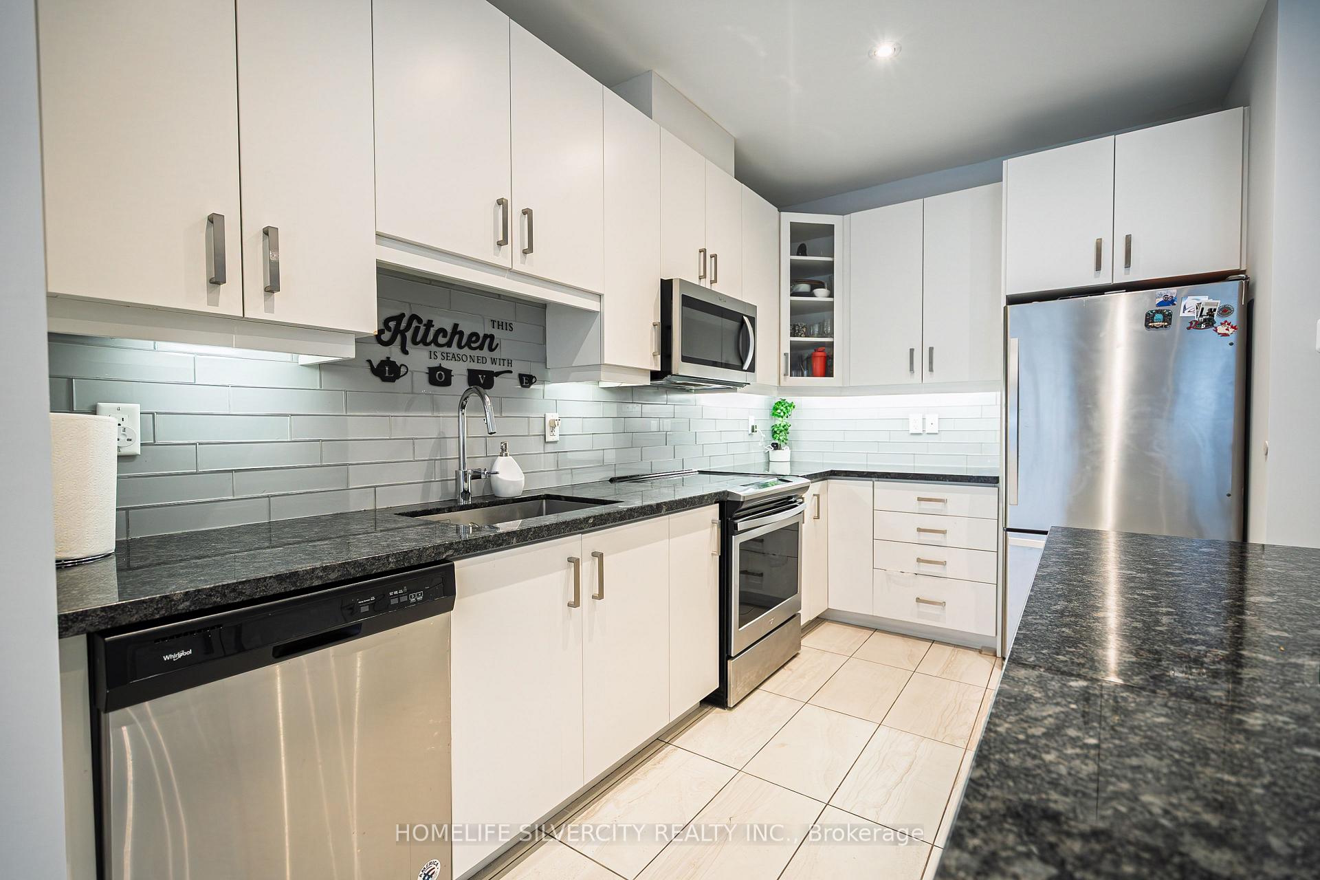 Photo 44 of 106 Columbus Gate, Hamilton, Stoney Creek Mountain — HOMEH