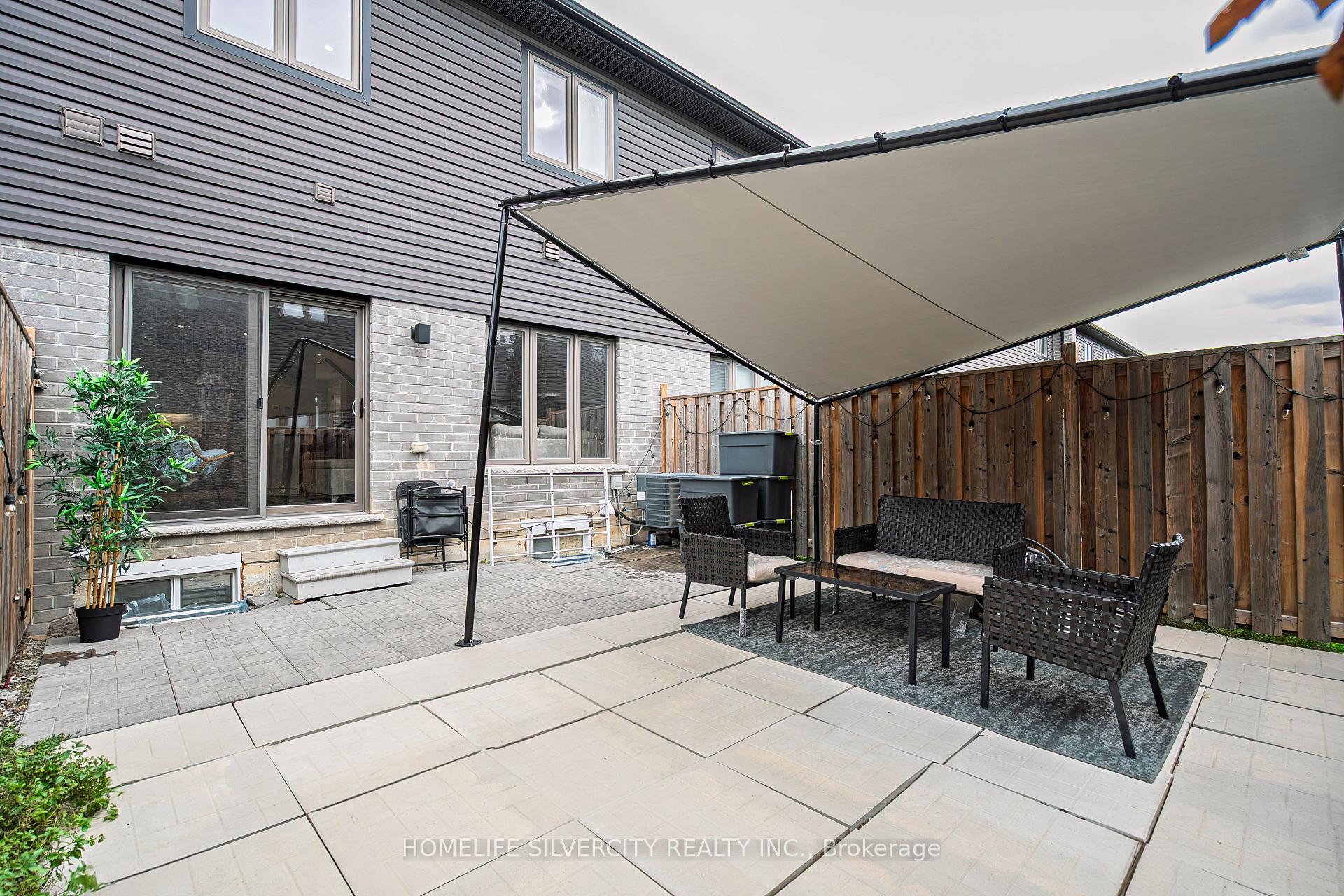 Photo 20 of 106 Columbus Gate, Hamilton, Stoney Creek Mountain — HOMEH