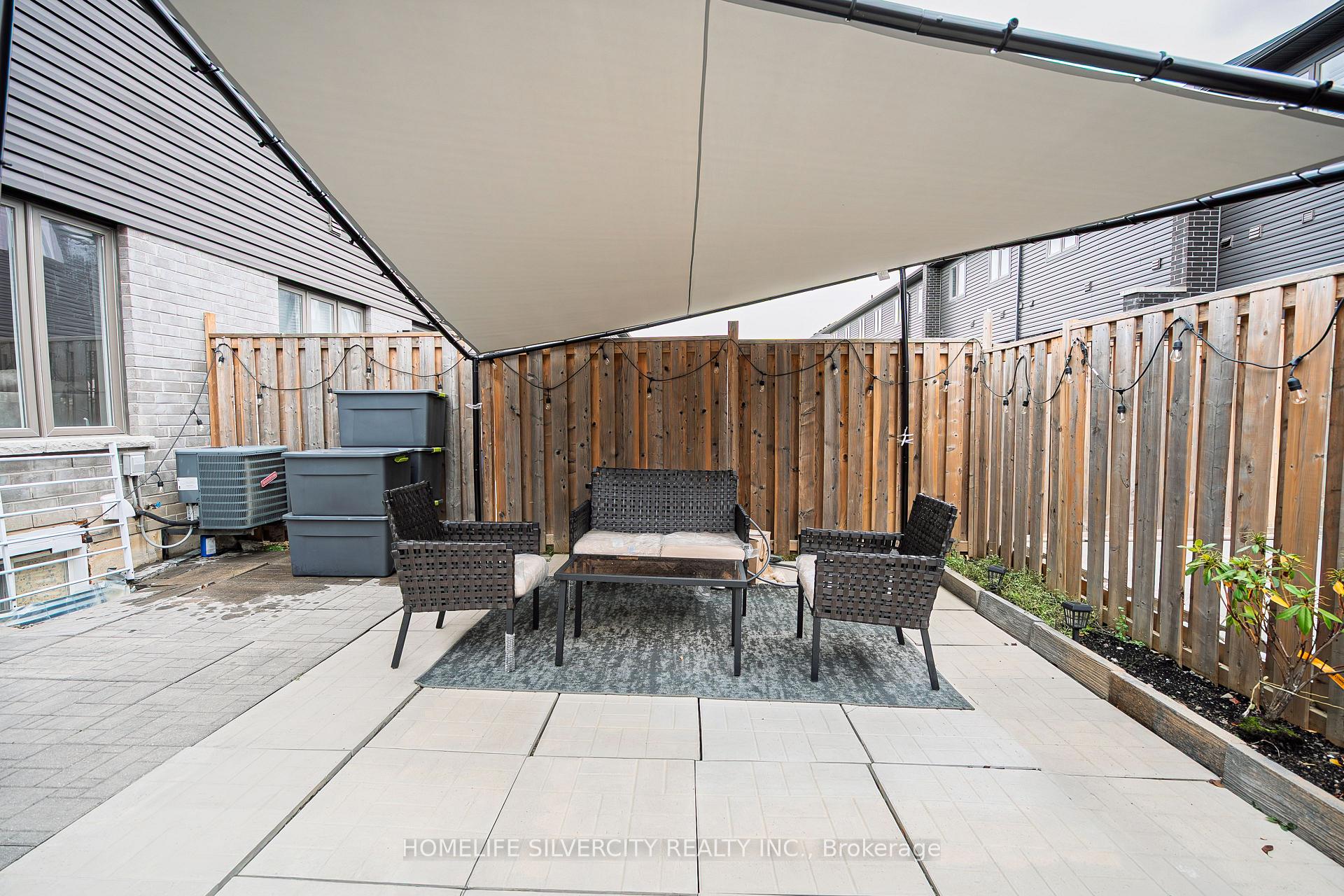 Photo 25 of 106 Columbus Gate, Hamilton, Stoney Creek Mountain — HOMEH