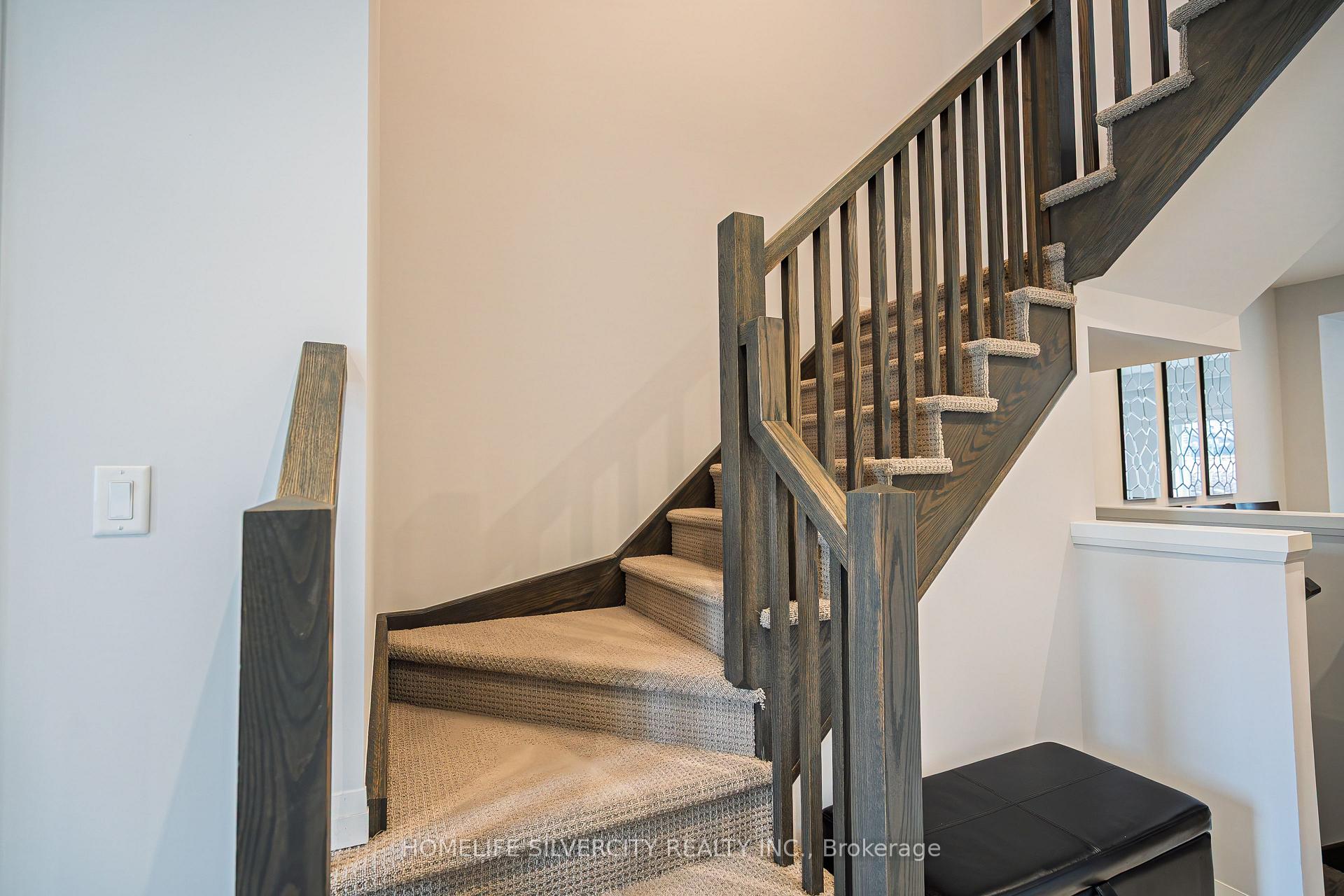 Photo 19 of 106 Columbus Gate, Hamilton, Stoney Creek Mountain — HOMEH