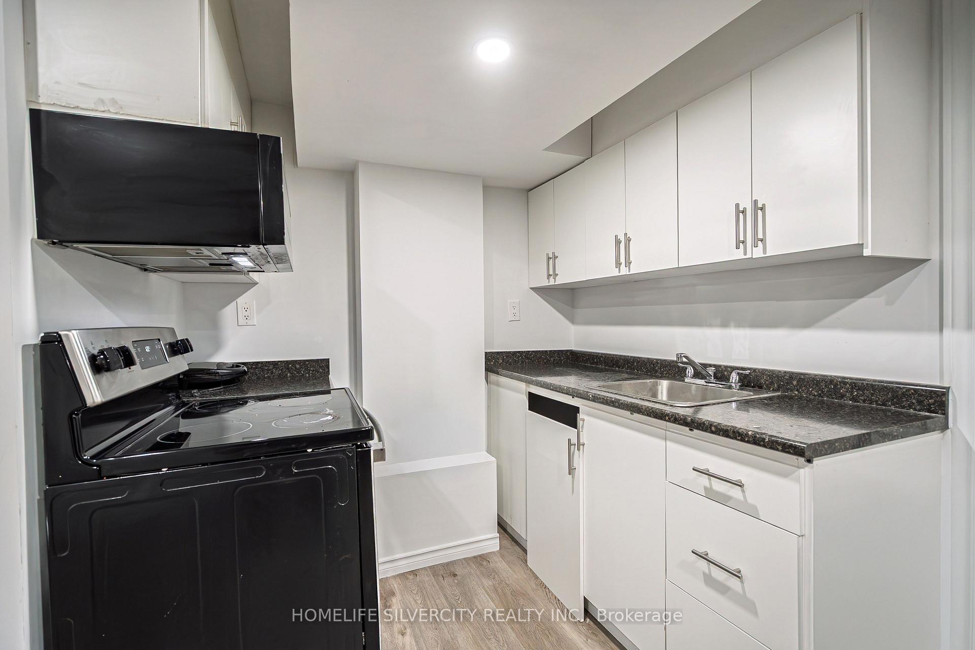 Photo 38 of 106 Columbus Gate, Hamilton, Stoney Creek Mountain — HOMEH