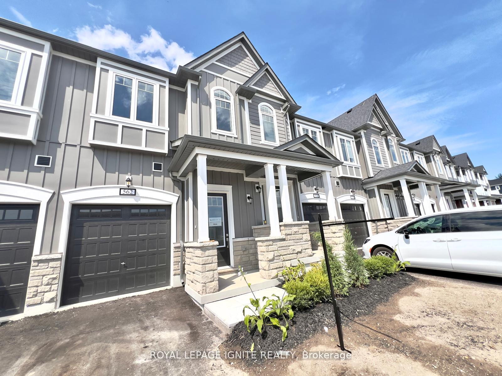 Photo 1 of 562 Hudson Crescent, Midland — HOMEH
